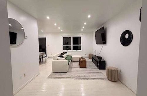 Monticello Villa | Monticello Family Retreat. Pool, Firepit. 7min to casino. Sleeps 15