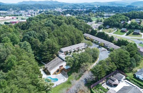Pigeon Forge Resort | Mountain Meadows
