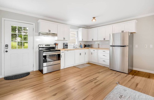 Blowing Rock Apartment | Mountain Retreat, Balcony, Grill, and 5 Minutes to Downtown!