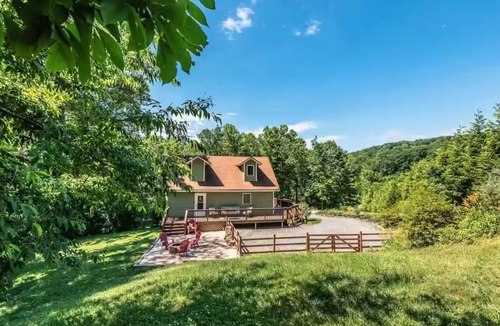 Gerton House | Mountain Views-Family Retreat-Near Asheville, Lake Lure & Chimney Rock