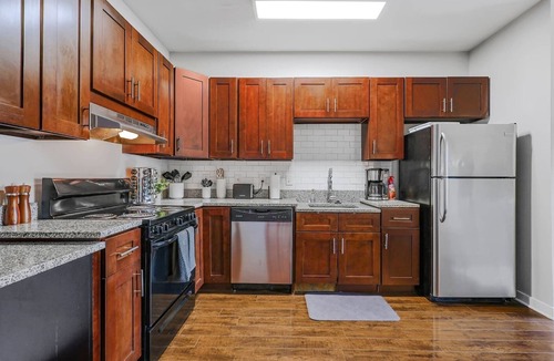 Salemtown Apartment | Movie City TN! (Gated Parking!)