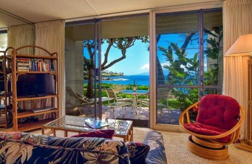 Napili House | Napili Point A8 · NP A8 OceanFront 1BD Condo w Ocean Views AC Po