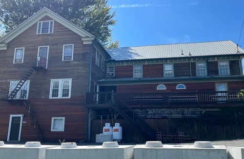 Narrowsburg House | Narrowsburg Inn Vacations