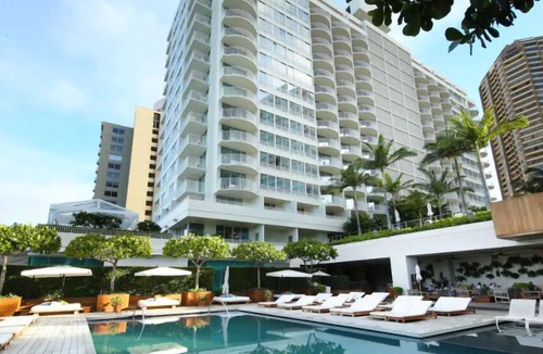 Waikiki Resort | Near Beach Destination! 4 Great Units, Pools