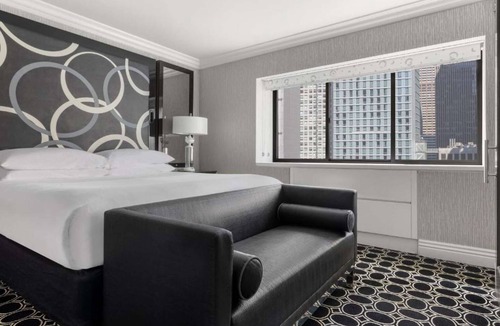 Hell's Kitchen Hotel | Near MoMA & Bryant Park | Pet Friendly + Bikes