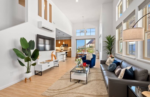 Makaha Valley House | New Build + Ocean Views + Yard | 10 Min to Beach | Ocean Escape