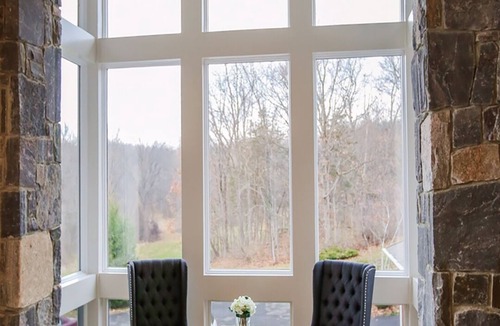 Rhinebeck House | NEW! Gated 21 Acre Modern Luxury Estate Heated Pool Hot Tub Gym Movie Theater.