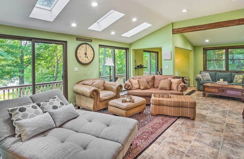 Stamford House | NEW! Rustic Stamford Lakehouse w/ Wraparound Deck!