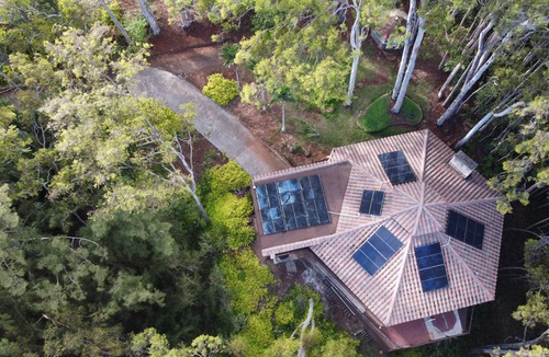 Mililani House | NEWLY LISTED: Secluded Tree House Hideaway 2-bedroom duplex in Honolulu!