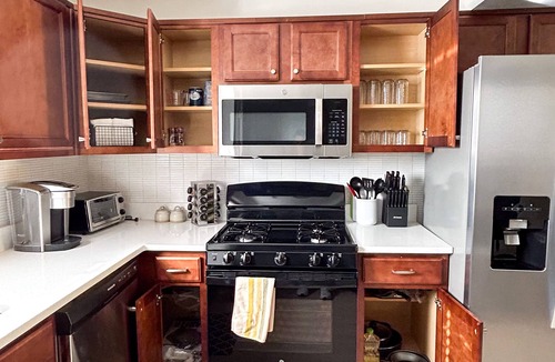 Marietta House | Newly Renovated Townhome near Marietta Square, 2 King Beds