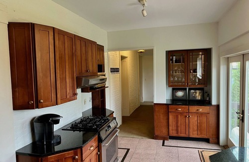 Downtown House | Next to Rupp. Historic downtown 2-story, gated home at the center of Lexington!