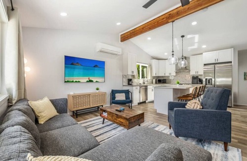 Mililani House | Oasis Retreat: Beautiful 4BR 2BA