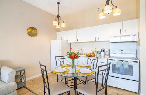 Waikiki Apartment | Ocean View Oasis with Free Parking, A Waikiki Gem!