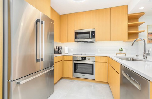 Ala Moana Condo | Ocean View Sky Ala Moana Condo w/Amazing Amenities Near Restaurants & Shops