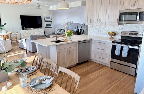 Terramar Beach House | Oceanfront 5BR Hot Tub & Swim Spa