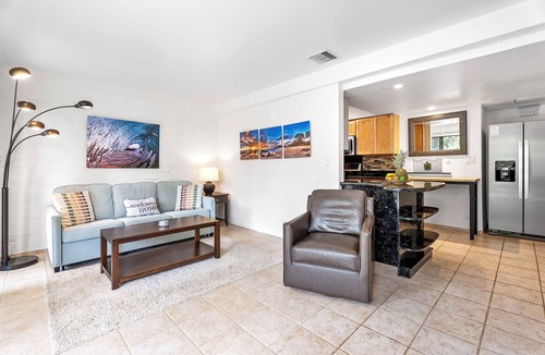 Kailua-Kona Condo | Oceanfront Complex - Updated Ground-floor Condo w/AC & 2 Pools - Vrkcv