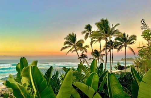 Pupukea Apartment | Oceanfront Flat Sunset Beach Legendary North Shore