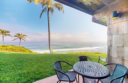 Princeville Condo | Oceanfront ground-floor condo with scenic patio, updated furniture, W/D, & pool