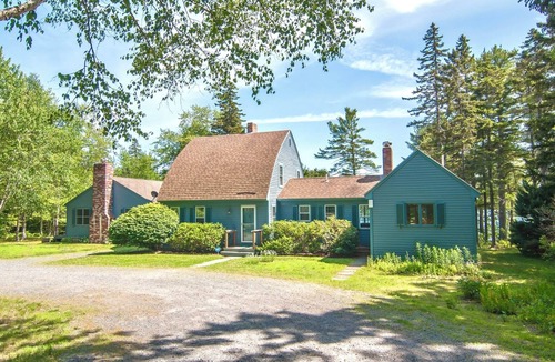 Gouldsboro House | Oceanfront Home on 11 Acres Secluded in the Woods - Schoodic Acadia