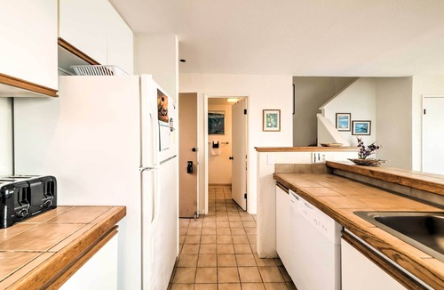 Kailua-Kona Apartment | Oceanfront Kailua-kona Townhome w/Pool & Views!