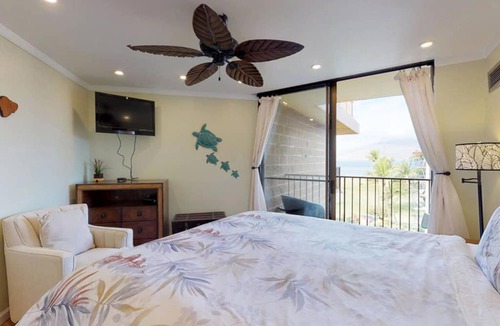Kihei Apartment | Oceanfront penthouse with amazing views at Kauhale Makai