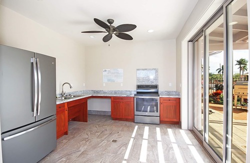 Poipu Condo | Oceanview Condo w/Athletic Club Access, Shared Pool, Hot Tub, Free WiFi, & A/C