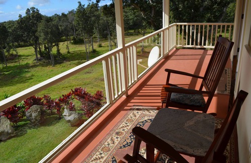 Naalehu Cottage | Off the Beaten Track On the Island of Hawai`i!