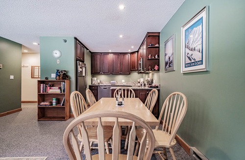 Sunday River Area Condo | On Mountain two bedroom unit sleeping 6