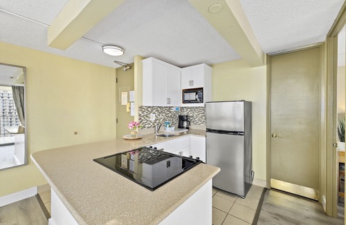 Waikiki Condo | Pacific Monarch - 1 BR - Ocean and City Views!
