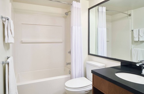 Ala Moana Hotel | Pagoda Hotel