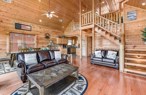 Sevierville House | Paradise Retreat