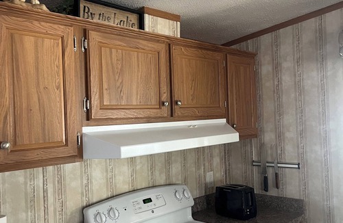 Three Mile Bay House | Peaceful 3-bedroom mobile home in charming Three Mile Bay