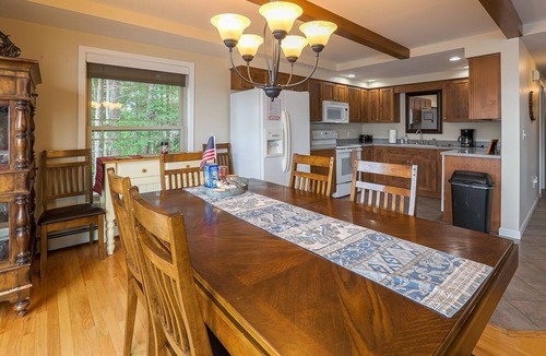 Eddington House | Peaceful Point Waterfront Dogs Welcome, Near Acadia National Park & Bar Harbor