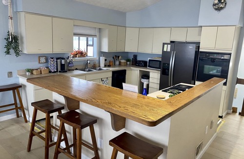 North Greece House | Peaceful Waterfront Retreat Near Rochester