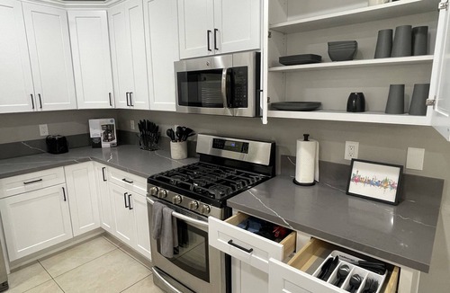 Spring Valley House | Perfect LV Home - Quiet & Gated - 9mins to Strip!