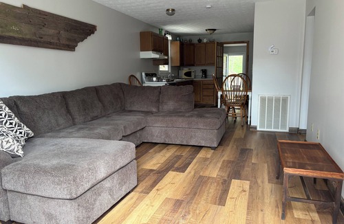 Hampton House | Pet-friendly 3-bedroom house in Hampton, Tennessee