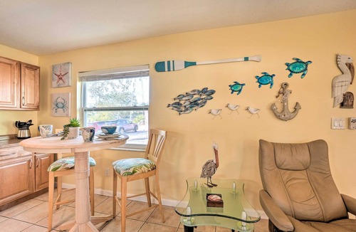 Downtown Dunedin House | Pet-Friendly Dunedin Townhome w/Private Yard