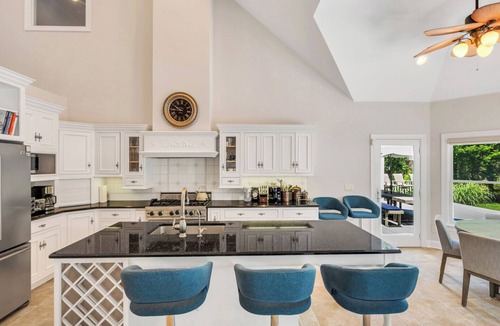 East Hampton House | Postmodern 4,000 Square-Foot Retreat on Four Acres, Expansive Outdoor.