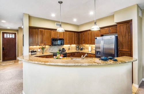 Kamuela Condo | 🏖️Prestigious Mauna Lani Resort | Luxurious End Unit | Large Private Lanai!