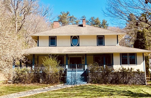 Mars Hill House | Private 14-Acre Mountain Estate - 3 Guest Homes - Ideal for Groups