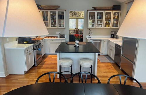 Old Chatham House | Private 73-Acre Estate w/Pool & Pond, 6 Bdrms, Avail Full Month of Sept