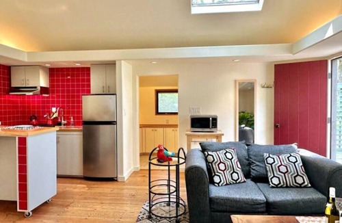 Zena Cottage | Private cottage - 5 min from the center of town