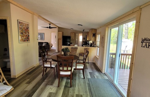 Adams House | Private Home,1+acre,close to WIDells&CastleRock,YardGames,Firepit& FREE Firewood