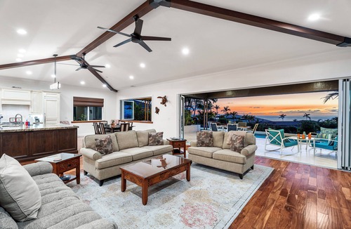 Kahaluu Bay House | Private Luxury Estate w/Pool, Jacuzzi, AC & Ocean Views: Ohana Le'ale'a