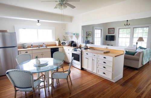 Hawi Hotel | Puakea Ranch