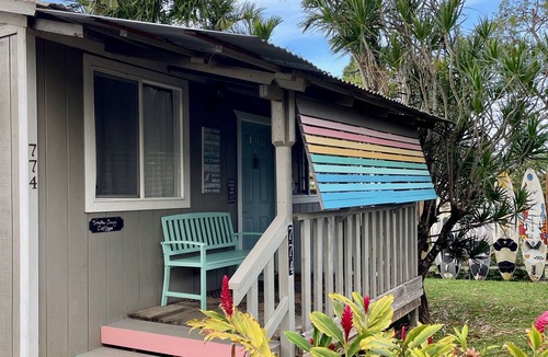 Haiku Cottage | Quaint COTTAGE ~ Walk To Coffee shop, nearby Road to Hana & Haleakala