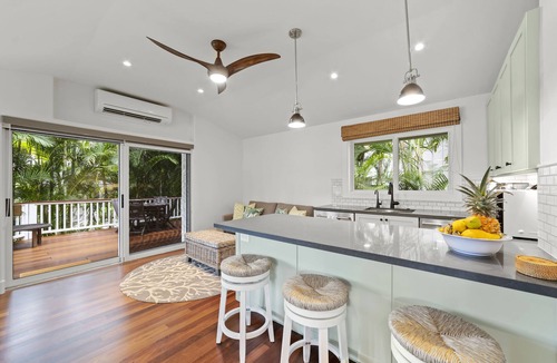 Lanikai House | Quaint Tropical Cottage w/Pool, Lanai & AC, Walk to Beach: Lanikai Ohana Hale