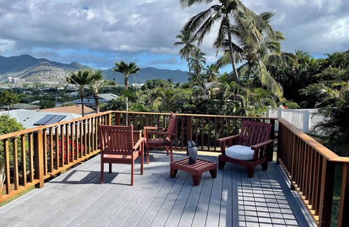 Portlock House | RARE find! Stunning Views! 3-BR house with pool, WiFi, AC in quiet Honolulu area