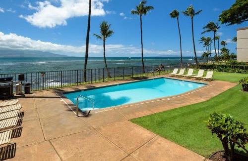 Maalaea House | Remodeled 3 Bedroom Oceanfront Condo — Sleeps 8