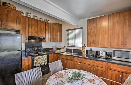Pacific Heights Apartment | Remodeled Honolulu Apartment w/Courtyard Downtown